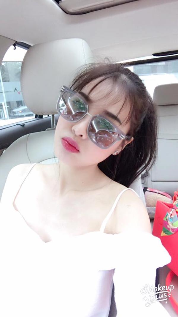 Sao Việt 24h qua: Hồ Ngọc Hà tự gọi mình là amp;#34;béamp;#34;, khoe vẻ nhắng nhít ở Hội An - 9