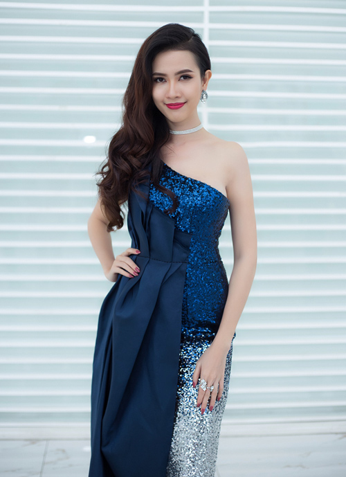 Sát cánh bên Bình Minh, Phan Thị Mơ khoe vẻ gợi cảm khó cưỡng - 8