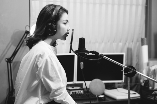 Trà Ngọc Hằng, Hằng Nguyễn háo hức với những dự án nghệ thuật mới - 18