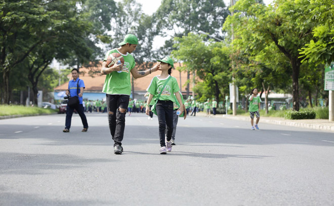 “Ngả mũ” với chiêu dạy con vừa chơi vừa học bằng thể thao của Phạm Anh Khoa - 1