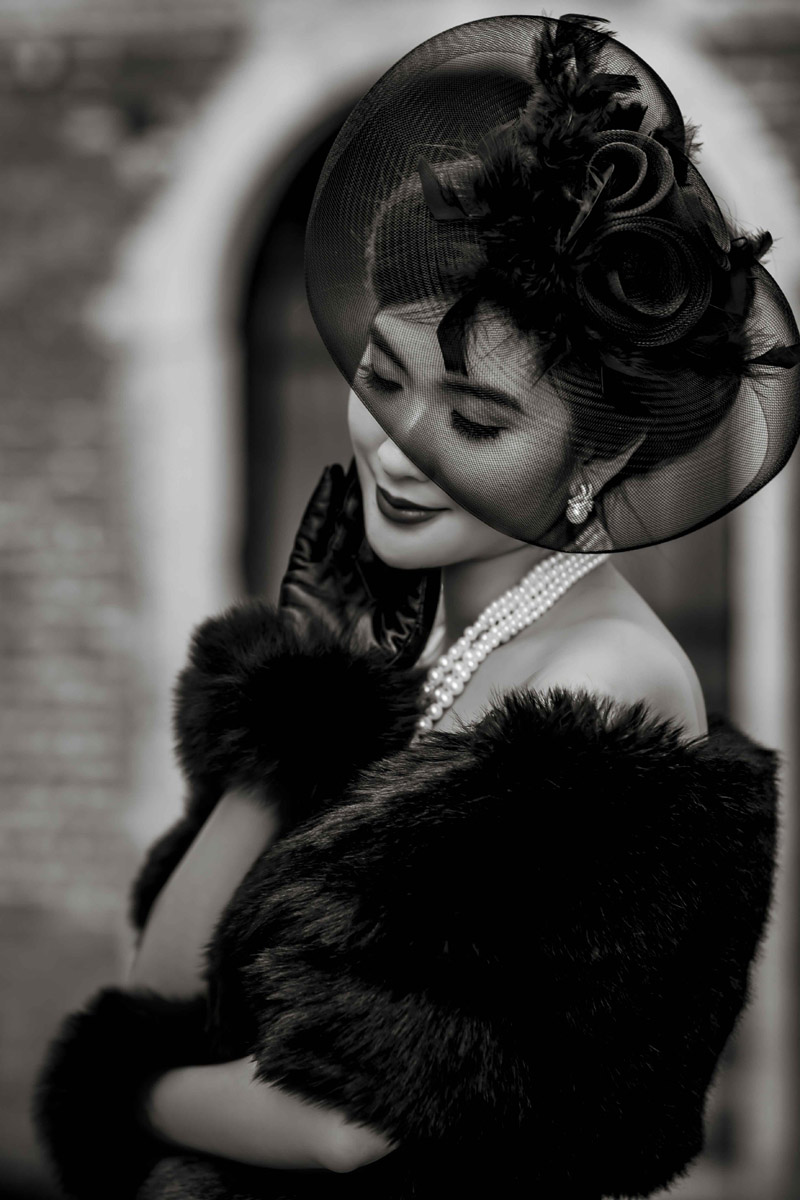 Cô gái đẹp nhất The Face dắt cún đi dạo ở Rome - 9