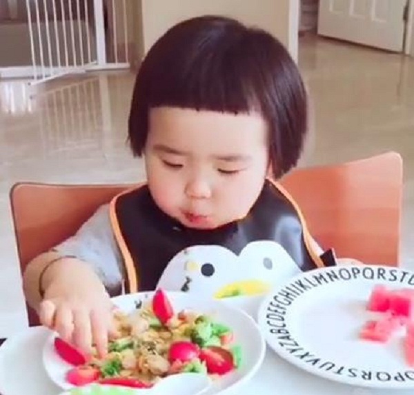 Biết trước 5 amp;#34;bí kípamp;#34; này để việc cho con ăn dặm lúc nào cũng nhàn tênh - 3