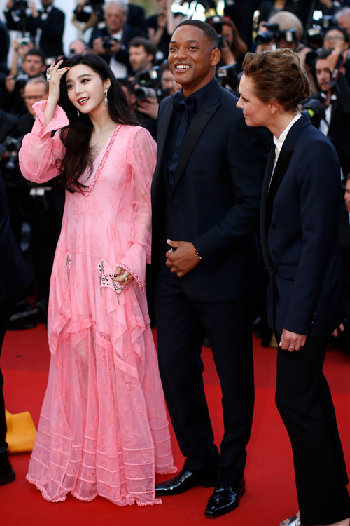 Phạm Băng Băng nhận cơn mưa lời khen mà cũng lắm phen bị chê xấu tại Cannes - 8