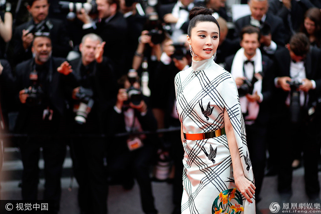 Phạm Băng Băng nhận cơn mưa lời khen mà cũng lắm phen bị chê xấu tại Cannes - 12