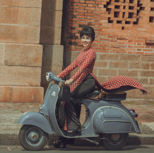 Trà Ngọc Hằng, Hằng Nguyễn háo hức với những dự án nghệ thuật mới - 2