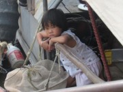 Tin tức - Tết Thiếu nhi trong mơ của những đứa trẻ trên bãi giữa sông Hồng