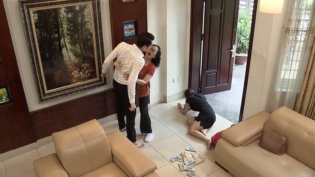 Sống chung với mẹ chồng tập 23: Ác mộng tái diễn, Bảo Thanh lại bị chồng đánh chảy máu mũi - 14