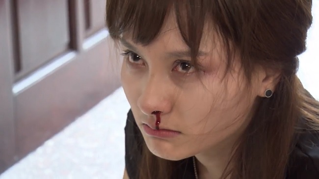 Sống chung với mẹ chồng tập 23: Ác mộng tái diễn, Bảo Thanh lại bị chồng đánh chảy máu mũi - 15