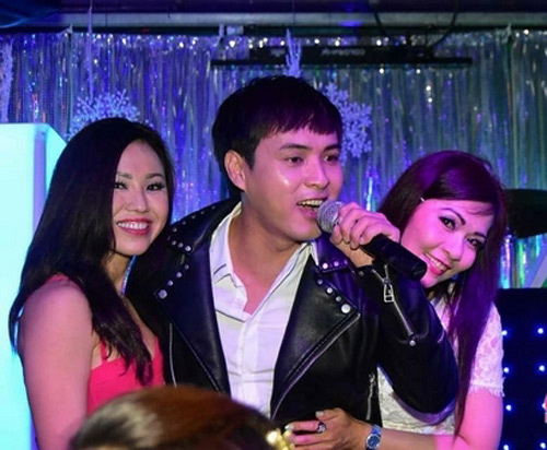 Tuấn Hưng, Đan Trường đẹp trai lại chiều fan, khiến vợ amp;#34;lo ngay ngáyamp;#34; - 9