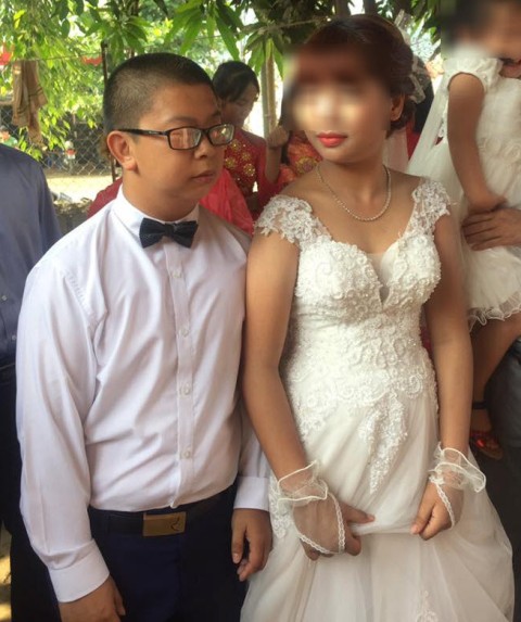 Thiếu nữ xinh đẹp 15 tuổi “vượt rào” cưới chồng Trung Quốc - 3