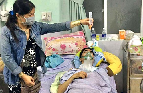 Diễn viên Nguyễn Hoàng nguy kịch, bệnh viện trả về sau thời gian điều trị - 1