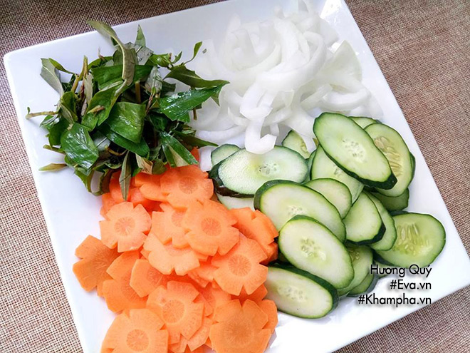 Chiều chồng, vợ vào bếp có ngay món gỏi tim cật ngày hè - 3