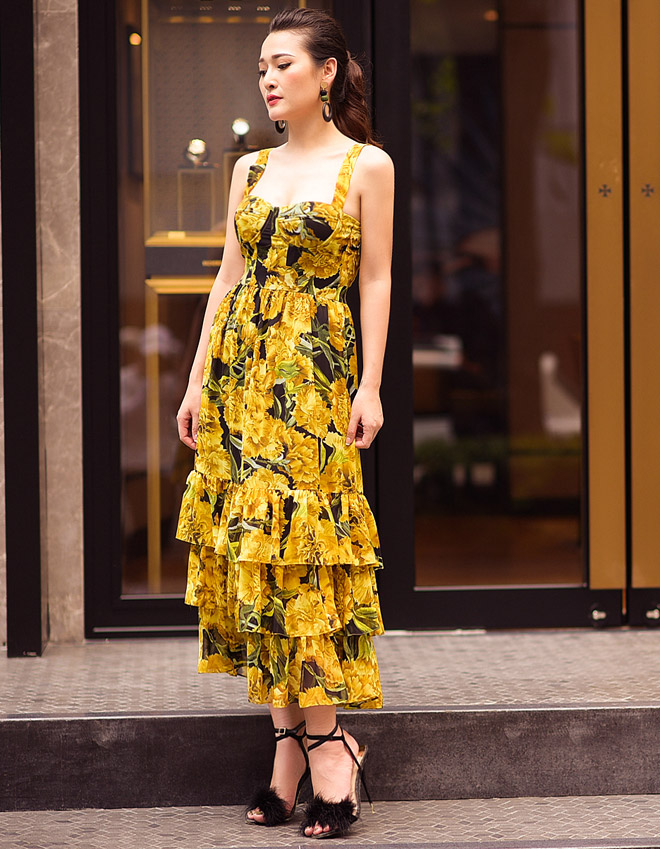 Quá bất ngờ với phong cách của BTV Thời sự kênh Truyền hình nhân dân - 5