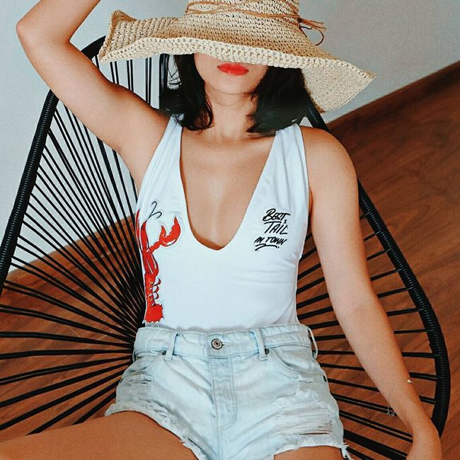 Quỳnh Chi - Diệp Chi VTV: Người gợi cảm hết nấc, kẻ kín đáo hút hồn - 6