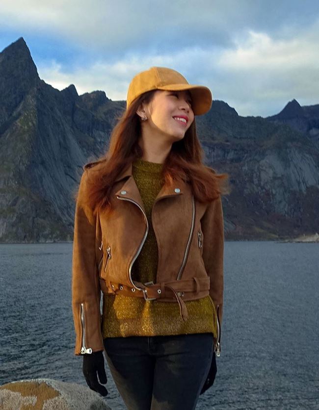 Quỳnh Chi - Diệp Chi VTV: Người gợi cảm hết nấc, kẻ kín đáo hút hồn - 12