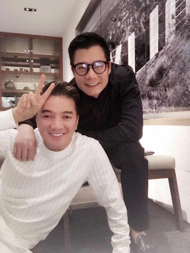 Sao Việt 24h qua: Thúy Nga trổ tài cắt tóc cho con gái - 8