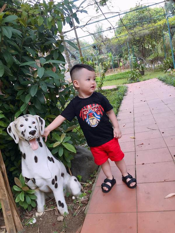 Đang bầu con thứ 2 nhưng Tâm Tít vẫn không quên yêu chiều con trai cả hết mực thế này - 4