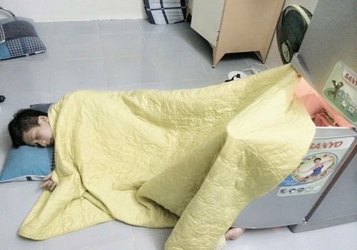 Muôn cách chống nóng amp;#34;bá đạoamp;#34; chỉ có ở Việt Nam - 12
