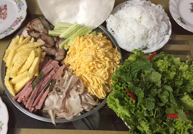 Bà nội trợ Hà Nội mang thịt ba chỉ ra phơi dưới trời nắng 41 độ và kết quả không ai ngờ - 6