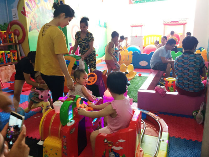 “Chốn yên bình” tại Hà Nội trong đợt nắng nóng kỉ lục suốt 45 năm qua - 10