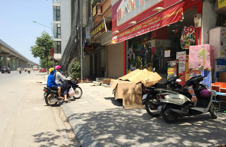 “Chốn yên bình” tại Hà Nội trong đợt nắng nóng kỉ lục suốt 45 năm qua - 2