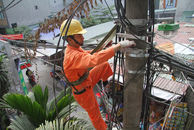 Nắng nóng đỉnh điểm, sản lượng điện tiêu thụ tăng vọt - 2