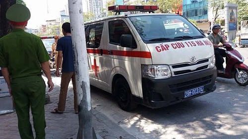 Hà Nội: Cụ bà 70 tuổi đột tử khi đi mua đá giữa trời nắng nóng trên 40 độ C - 2
