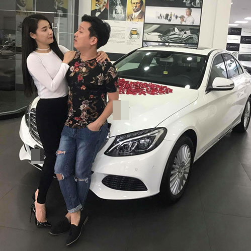 3 mỹ nhân Việt amp;#34;sướng như tiênamp;#34; khi được bạn trai tặng xế tiền tỷ - 4