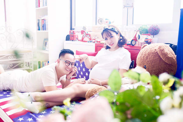 Bụng bầu vượt mặt, amp;#34;cô giáo tiểu học đẹp tựa búp bêamp;#34; gây ngỡ ngàng về nhan sắc - 16