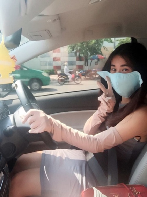 Sao Việt cũng khốn khổ che trên quấn dưới, bịt ngang chắn dọc vì nắng nóng - 3
