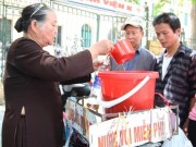 Tin tức - Sự tử tế hiếm hoi xua tan cái nắng như thiêu như đốt giữa "chảo lửa Hà Nội"