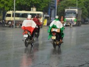 Tin tức - Cơn "mưa vàng" đã trút xuống Hà Nội sau đợt nắng nóng kỷ lục 5 ngày qua