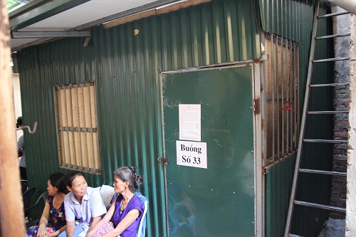 Thương tâm những bệnh nhi vật lộn với nắng nóng hơn 40 độ ở xóm trọ nghèo - 5