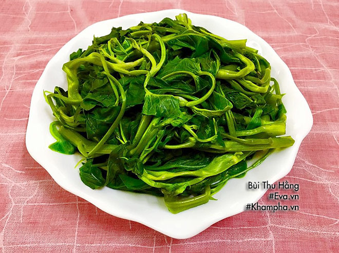 Bữa chiều đơn giản chỉ tôm rang, rau muống vẫn đưa cơm vèo vèo - 4