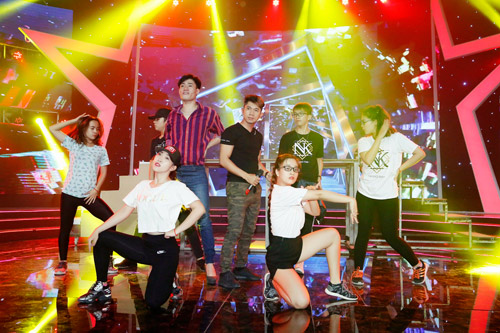Sau lùm xùm với bầu show, Lưu Chí Vỹ bất ngờ xuất hiện trên truyền hình - 9
