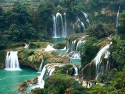 Du lịch - Ghé thăm những thác nước đẹp tuyệt để làm dịu cái nóng mùa hè