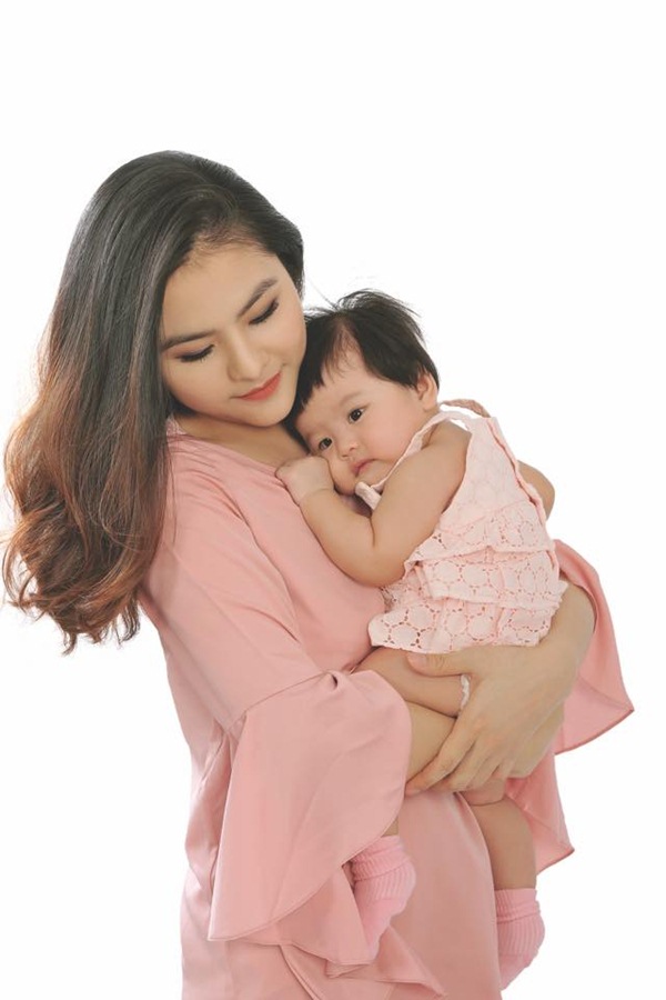 Những cô công chúa mới toanh của sao Việt amp;#34;lấn sânamp;#34; áp đảo cả nhóc tì Cadie Mộc Trà - 5