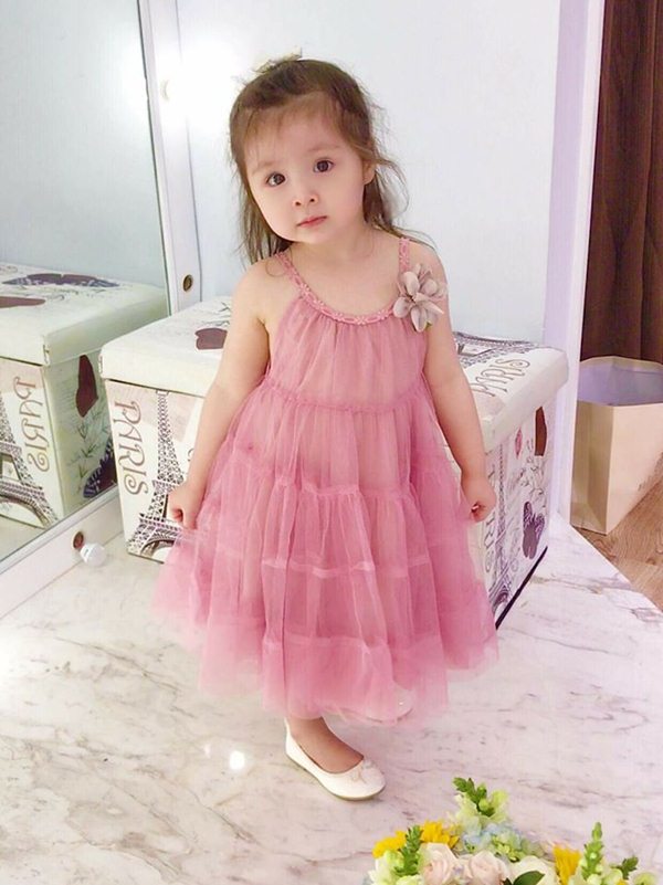 Những cô công chúa mới toanh của sao Việt amp;#34;lấn sânamp;#34; áp đảo cả nhóc tì Cadie Mộc Trà - 1