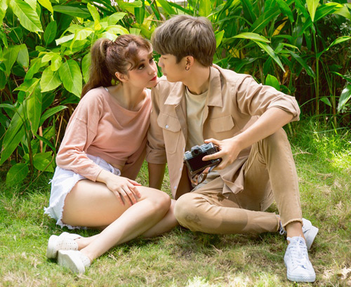 Hậu chia tay Cường Seven, MLee quá xinh đẹp, tình cảm bên “trai lạ” - 2