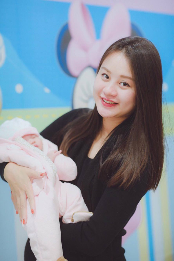 Ốm nghén khác người, người đẹp 9x Hà Nội tăng 5kg trong 3 tháng đầu - 6