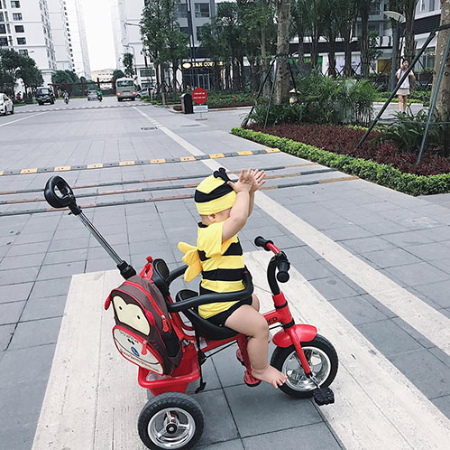 Con trai Ly Kute ngày càng bụ bẫm, ú na ú nần khiến ai cũng muốn cưng nựng - 4