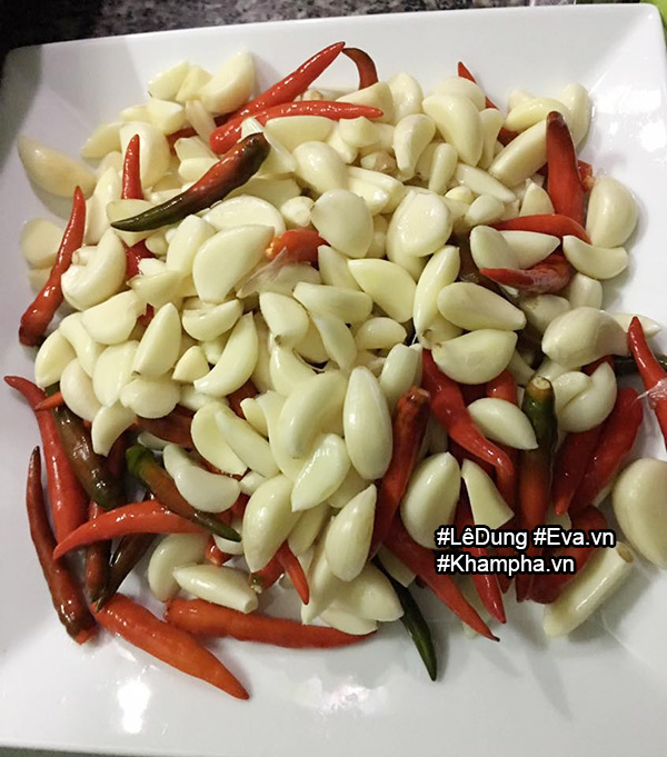 Mẹ 2 con Hà Nội mách công thức sấu ngâm mắm tỏi ớt siêu hot, làm một lần ăn cả năm - 3