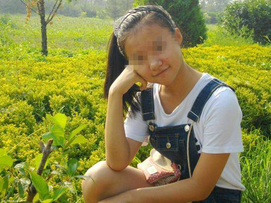 Bất mãn chuyện bố mẹ sinh thêm em, nữ sinh sống buông thả, mang thai ở tuổi 15 - 1