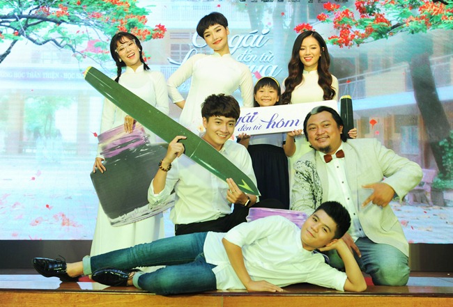 Miu Lê tìm được amp;#34;anh trai thất lạcamp;#34; nhờ amp;#34;Cô gái đến từ hôm quaamp;#34; - 1