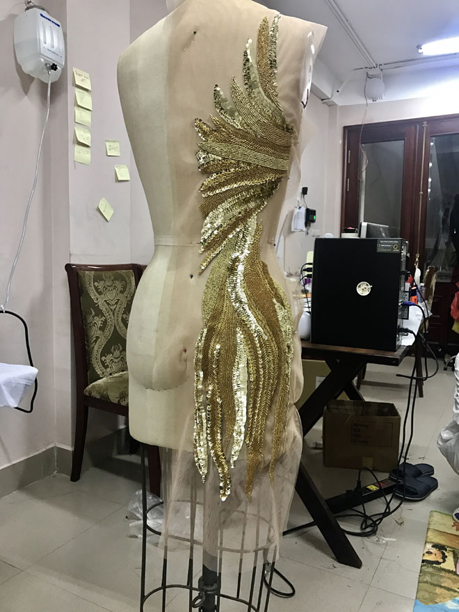 Người đẹp Cuba muốn mặc trang phục amp;#39;made in Việt Namamp;#39; thi Hoa hậu Hòa Bình - 9