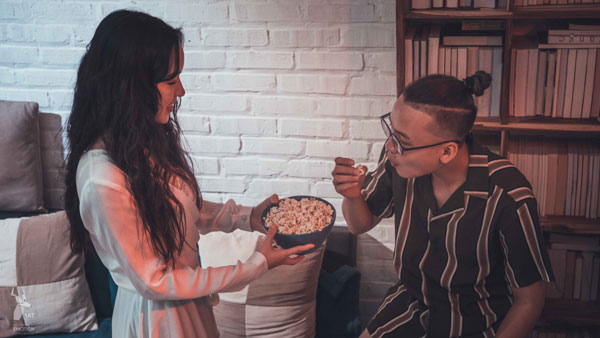 3 chàng Da LAB quấn quít ngọt ngào bên mỹ nữ Châu Bùi trong MV mới - 8