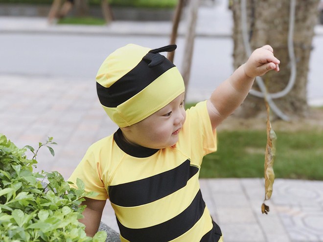 Ly Kute đẹp ngọt ngào bên cậu con trai Khoai Tây khôi ngô, trắng trẻo - 4