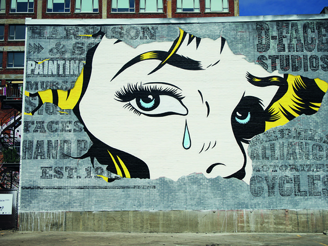 MONTREAL, CANADA

Bức tranh về đôi mắt nhỏ lệ của nghệ sĩ D*Face được thể hiện tại 3547 Saint Laurent Boulevard.

Ảnh: Halopigg
