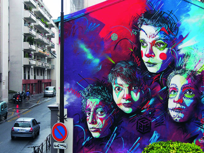 PARIS, PHÁP

Bức hình những khuôn mặt với những biểu cảm khác nhau qua cách thể hiện đặc sắc của nghệ sĩ C125 tại sô 188 Rue Pelleport.

Ảnh: C215
