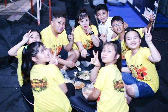 Ốc Thanh Vân, Đại Nghĩa trưng đầy lá lên người khi ngồi ghế giám khảo - 10